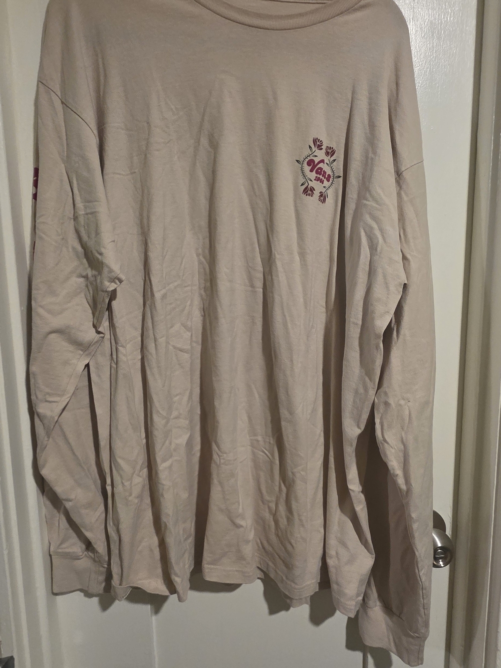 Vans Men's Long Sleeve Crewneck in Light Pink with Chest Graphic